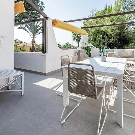 Ab3- Luxury Flat, Close To Families Only * マルベーリャ