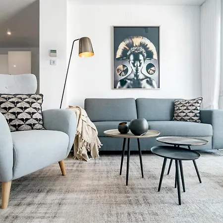 アパート Ab3- Luxury Flat, Close To Families Only マルベーリャ