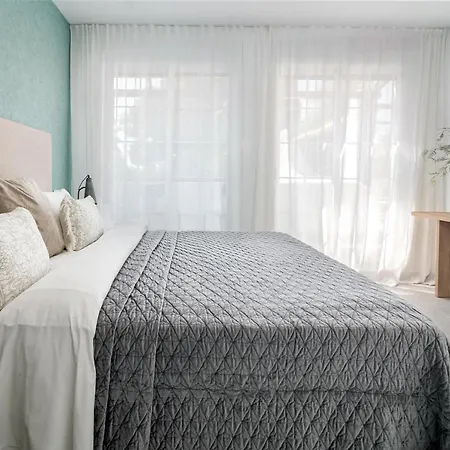 Apartment Ab3- Luxury Flat, Close To Families Only