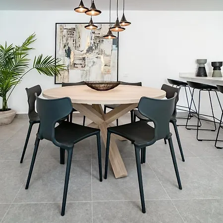 Ab3- Luxury Flat, Close To Families Only マルベーリャ